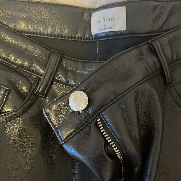 AMAZING CONDITION Wilfred aritzia melina leather pants - Picture 3 of 4